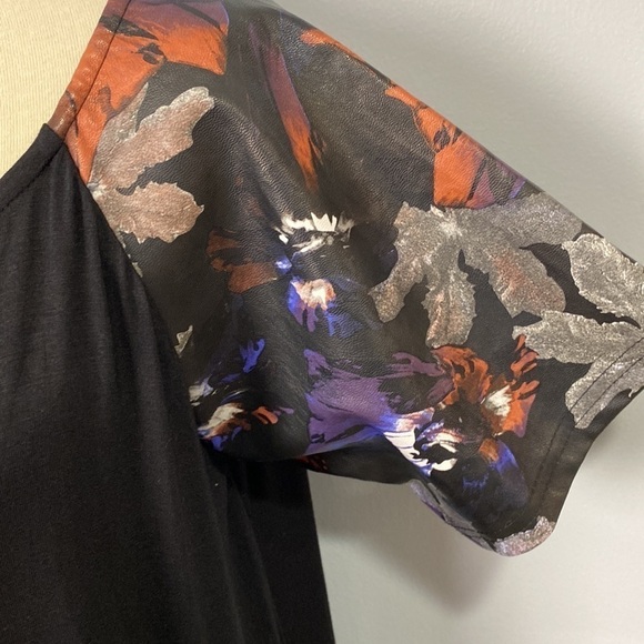 Club L dress - Picture 3 of 9